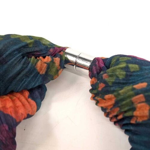 Magnetic Neck Scarf