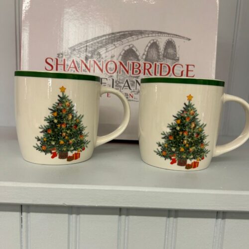 • Shop the Shannonbridge Christmas Tree Mug Set (4 Pack) at Duiske Glass Gift Shop. Classic holiday design in a beautiful red gift box. Perfect festive gift!